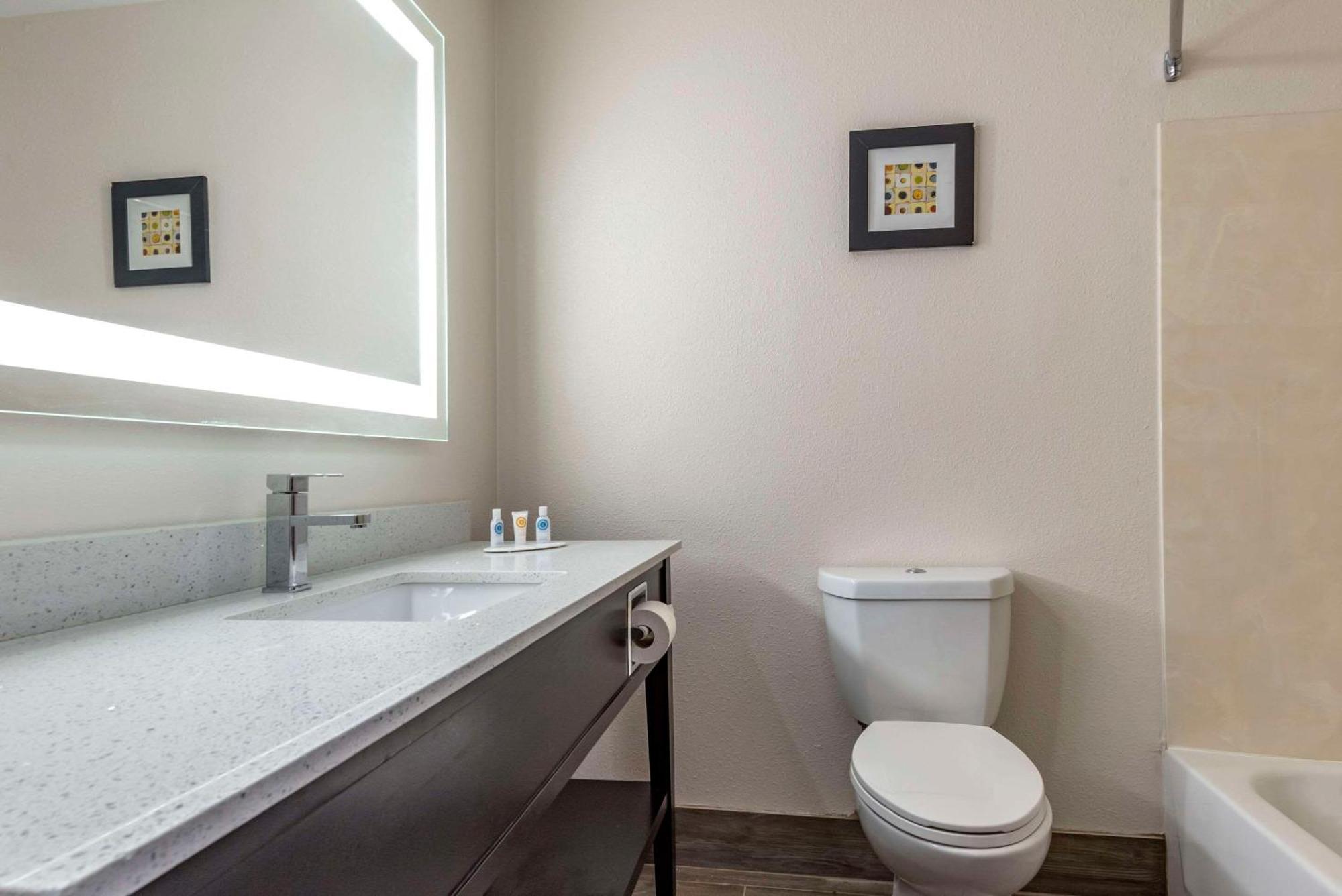 Comfort Inn & Suites Liverpool - Syracuse Esterno foto
